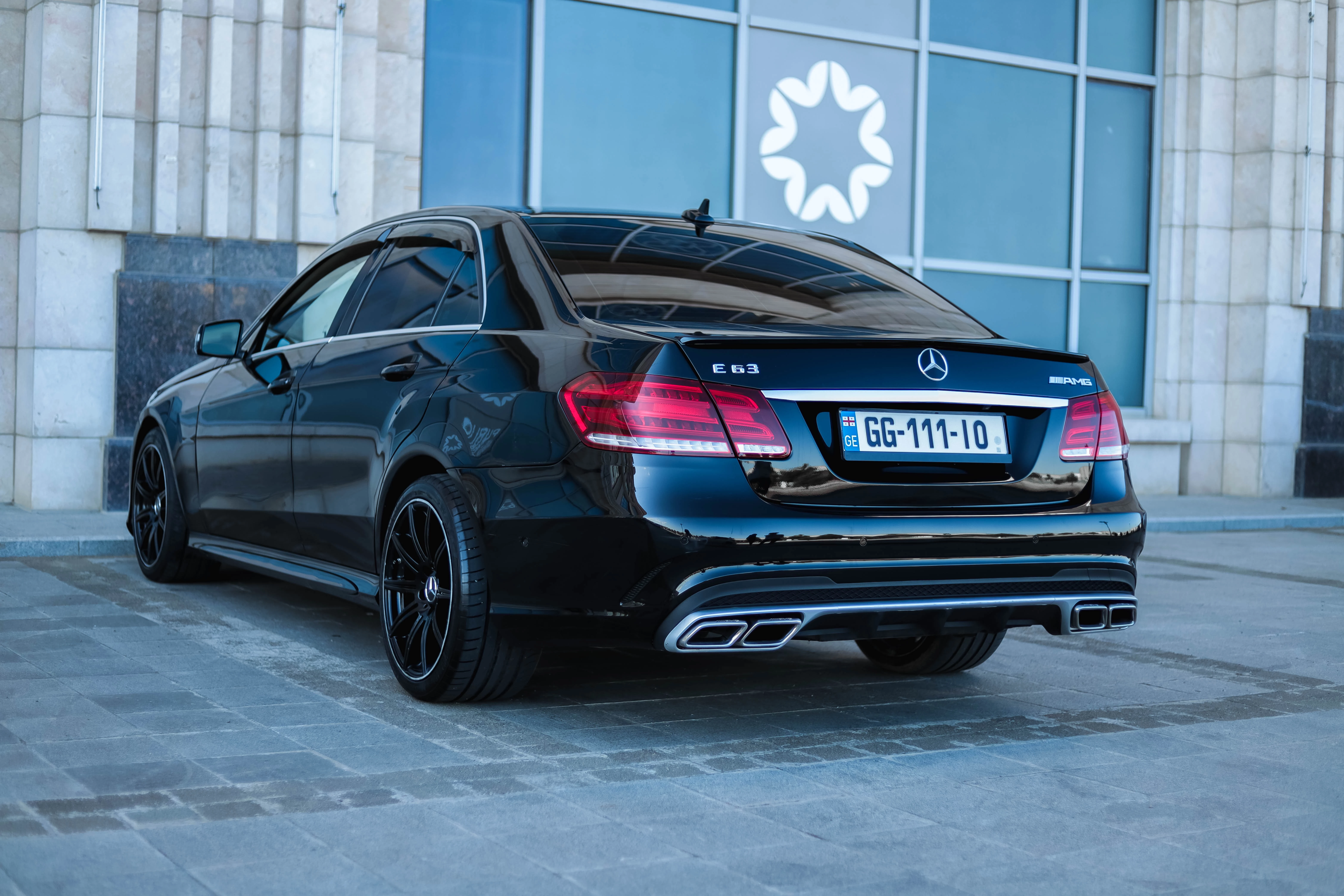 Mercedes-Benz E350 2015-6